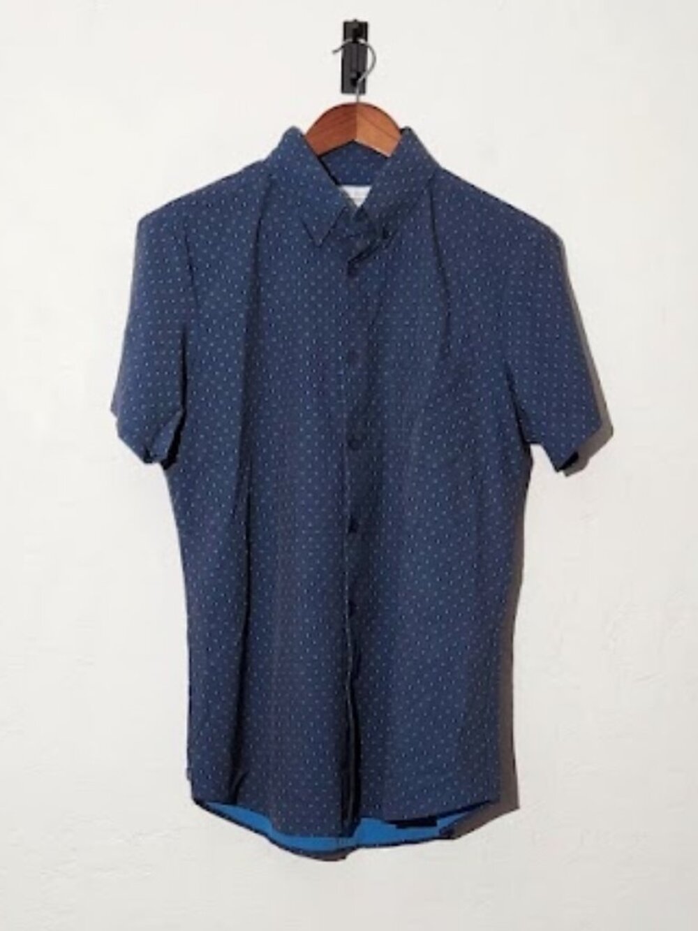 Mizzen & Main Men's Short Sleeve Button-Down Shirt Size Medium